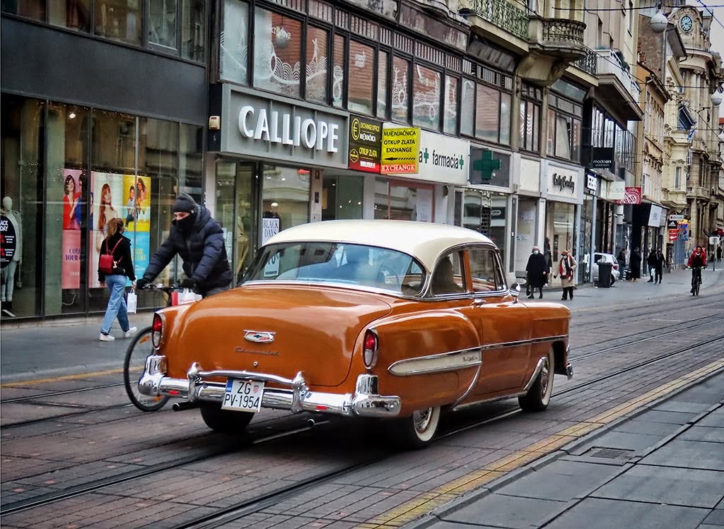 Ilica 2020. godine. Chevrolet Bel Air iz 1954. godine